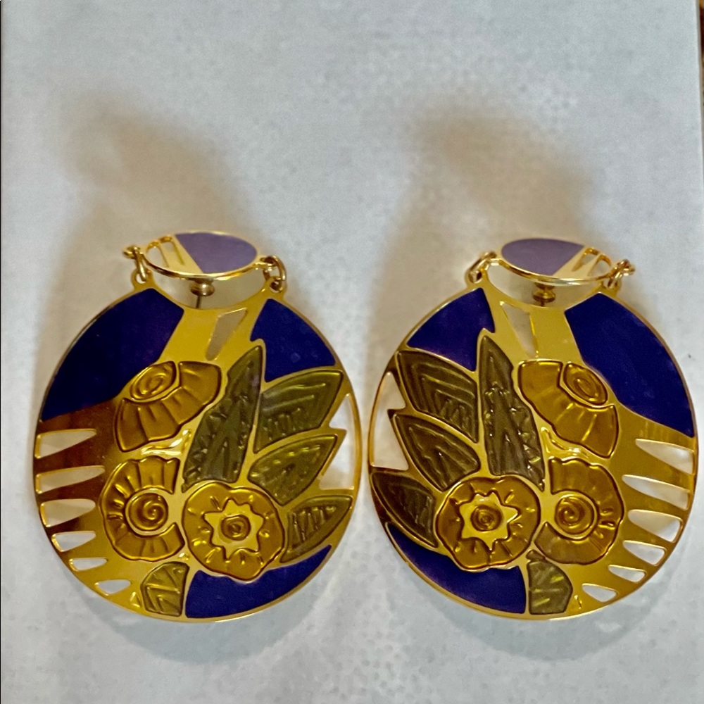 Super Showy Cloisonné Disk Earrings With Cutouts